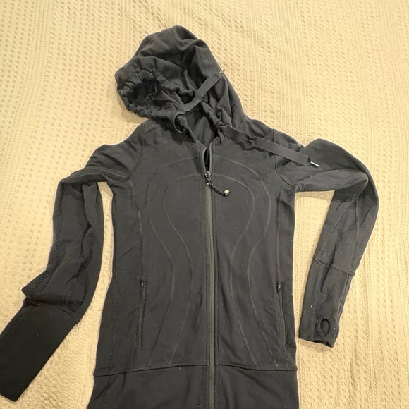 Lululemon Athletica Black Define Full-Zip Turtleneck Hoodie Jacket, size 2 - Picture 8 of 8